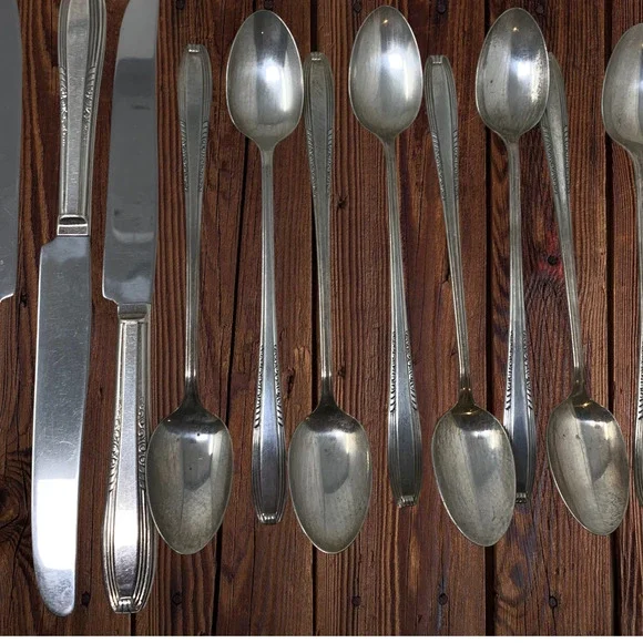 Vintage Lot 40 Pc Harmony House Serenade AA+ Silverplate Flatware Sears Svc 8 - Picture 8 of 14